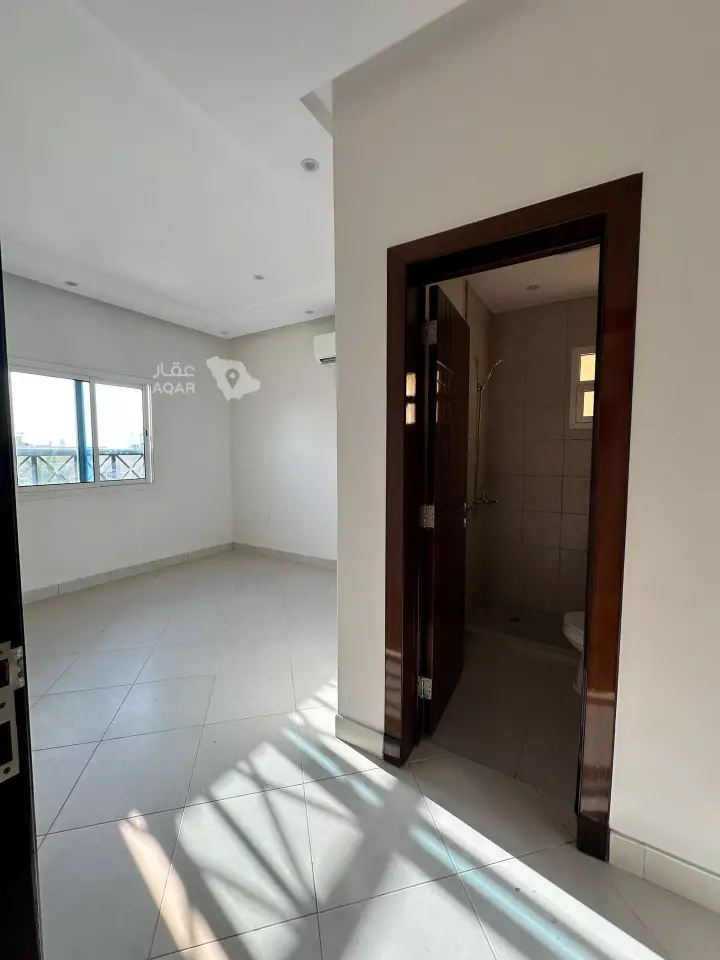 3 bedroom apartment in Al Nuzhah, Riyadh 14