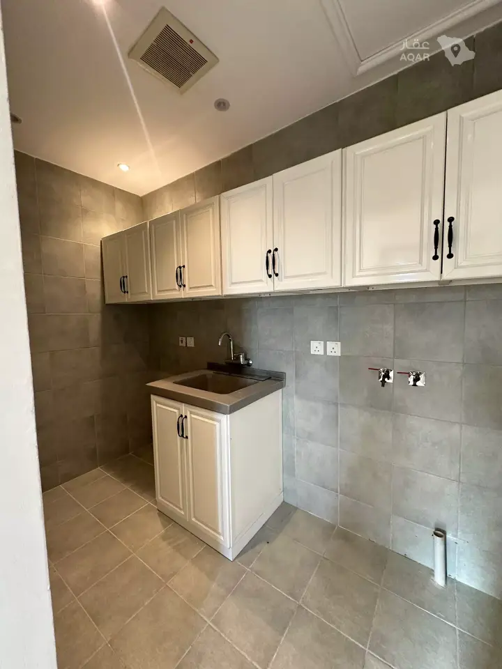 3 bedroom apartment in Al Nuzhah, Riyadh 23