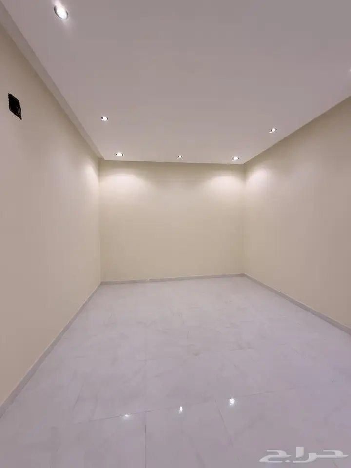 2 bedroom apartment in Tuwaiq, Riyadh 8