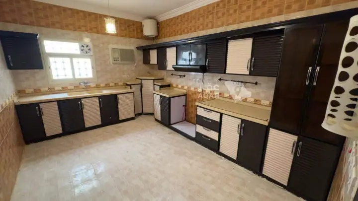 3 bedroom apartment in Dhahrat Namar, Riyadh 8