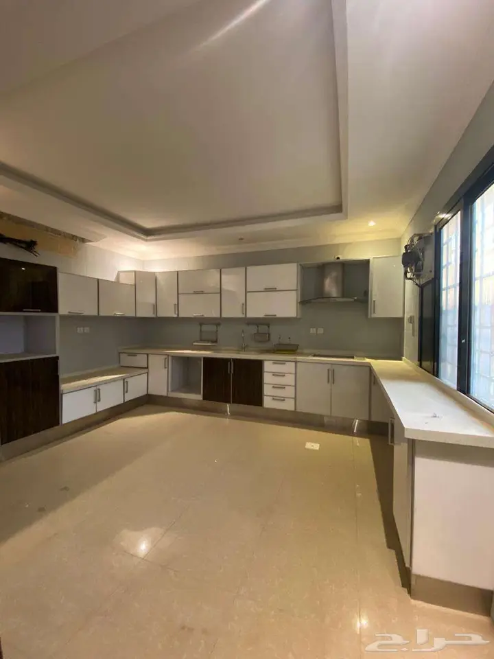 4 bedroom villa in Al Yaqout, Jeddah 8