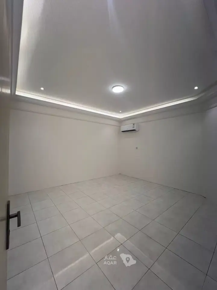 4 bedroom apartment in Al Muhammadiyah, Riyadh 11