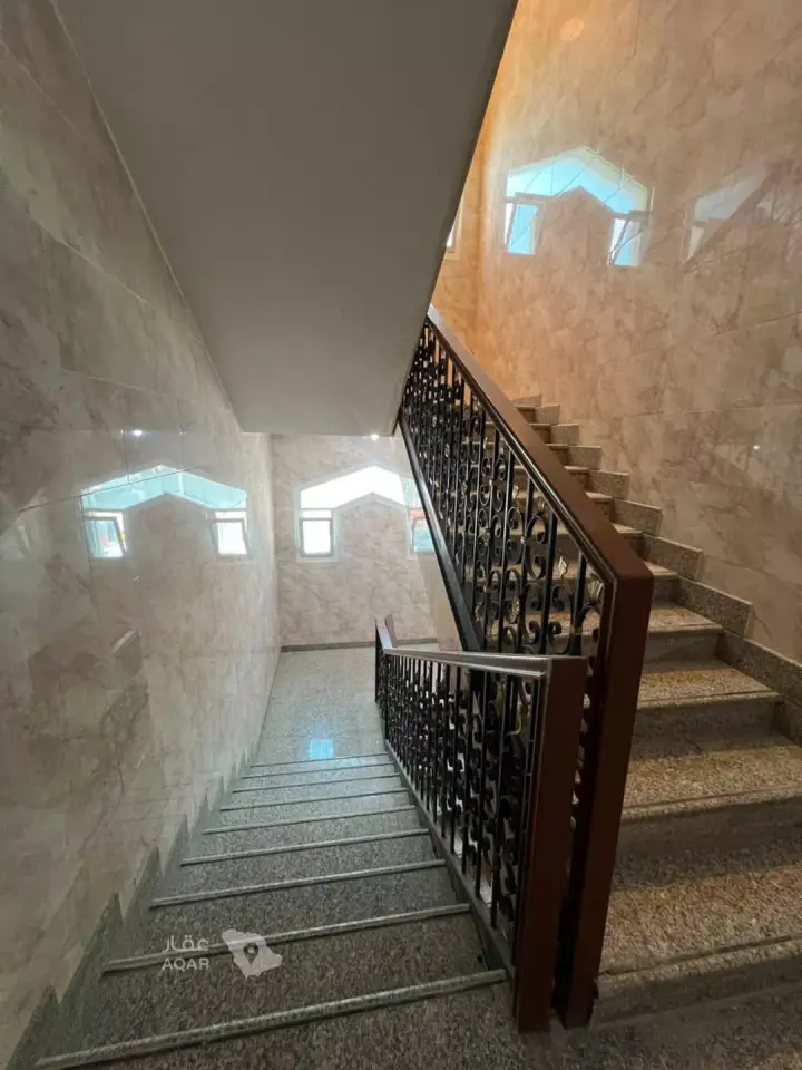 4 bedroom apartment in Al Muhammadiyah, Riyadh 6
