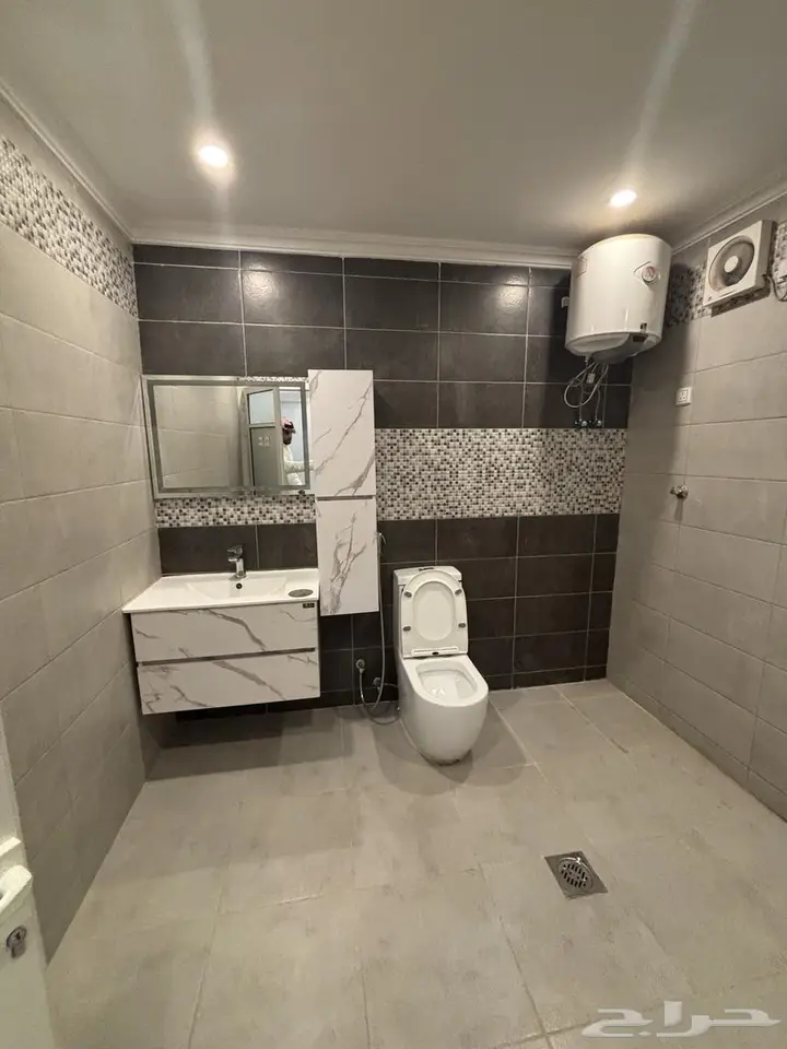 4 bedroom apartment in Uhud, Eastern Province 4