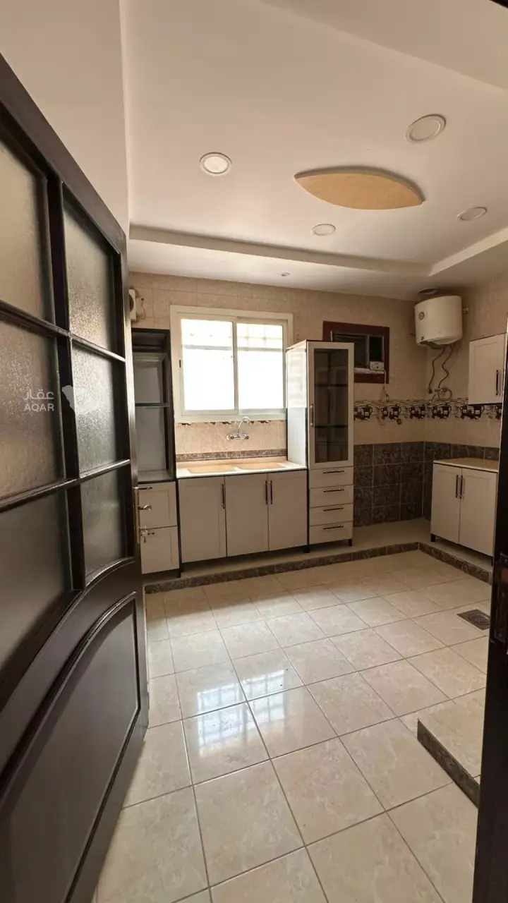 3 bedroom apartment in Dhahrat Namar, Riyadh 4