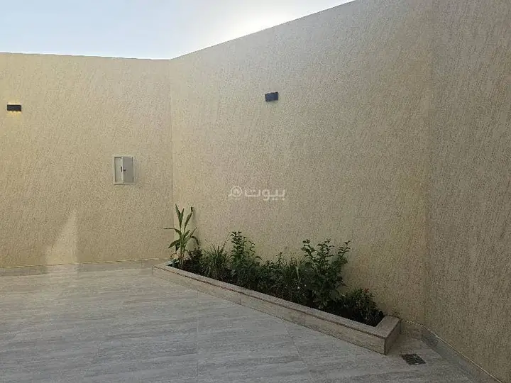 5 bedroom villa in Al Aridh, Riyadh 5