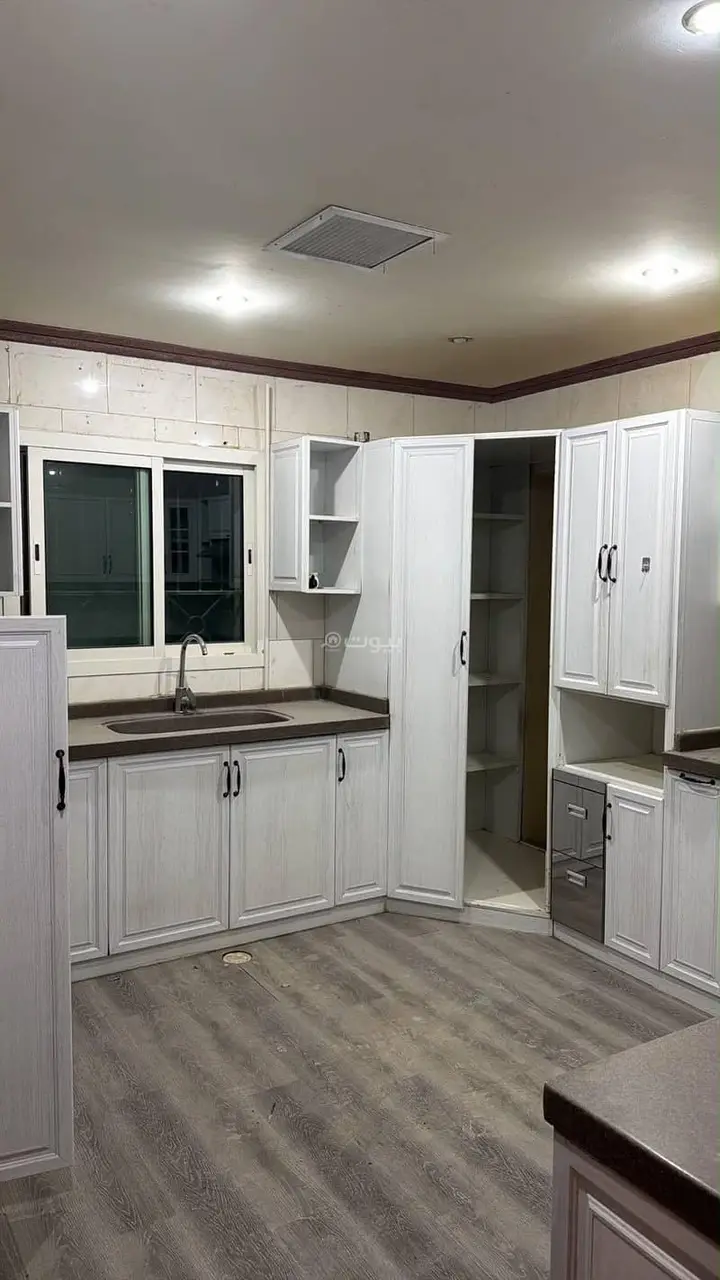 4 bedroom villa in Al Wahah, Riyadh 2