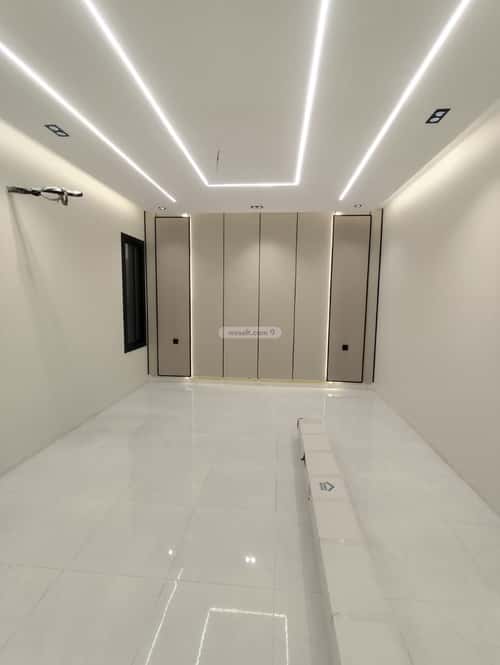 6 bedroom apartment in Al Sharayea 5