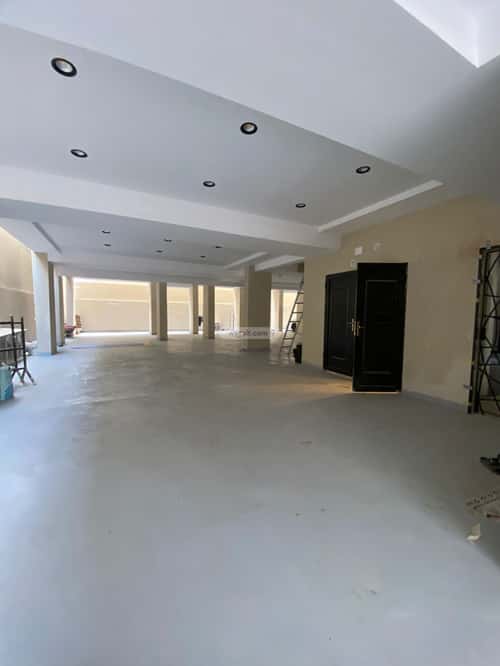 5 bedroom apartment in Al Sharayea 1