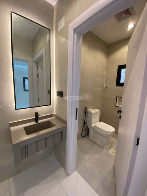 5 bedroom apartment in Al Sharayea 3