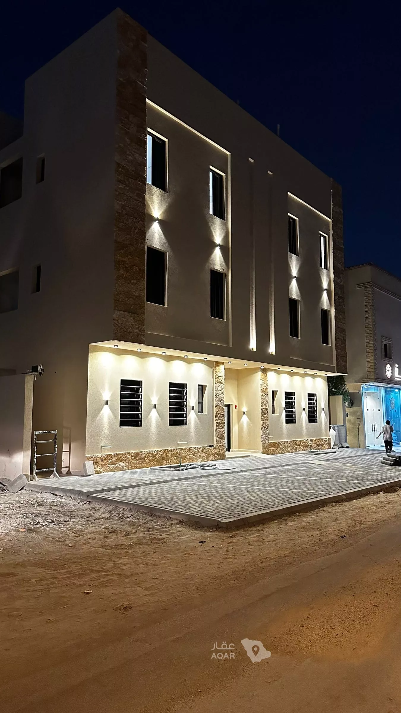 عقار 20 غرف في ظهرة لبن، الرياض