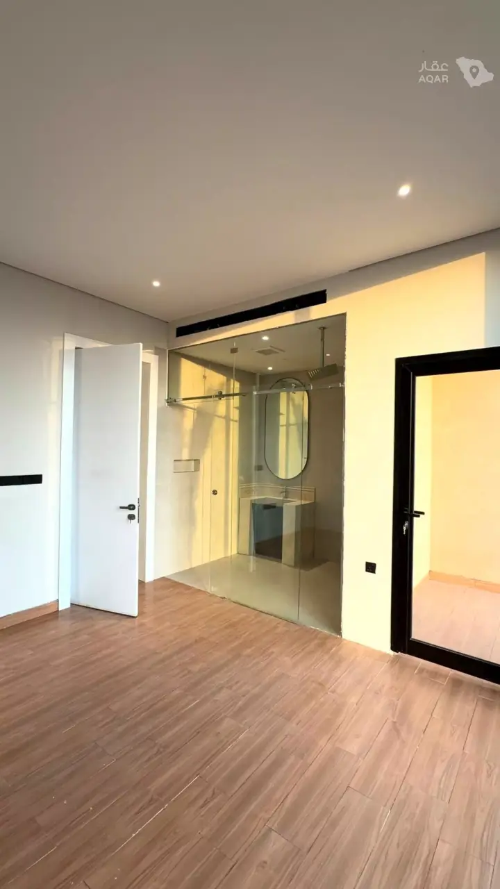 4 bedroom villa in Al Mahdiyyah, Riyadh 17