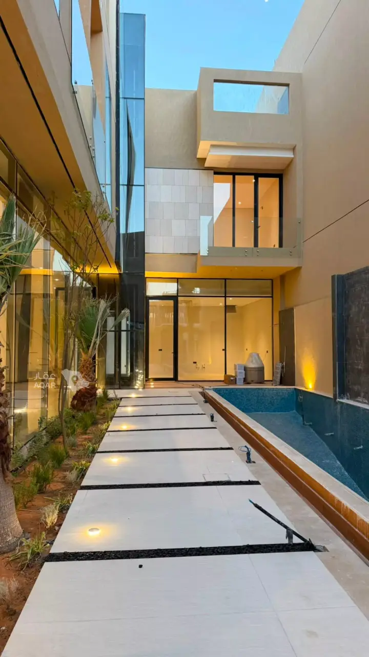 4 bedroom villa in Al Mahdiyyah, Riyadh 6
