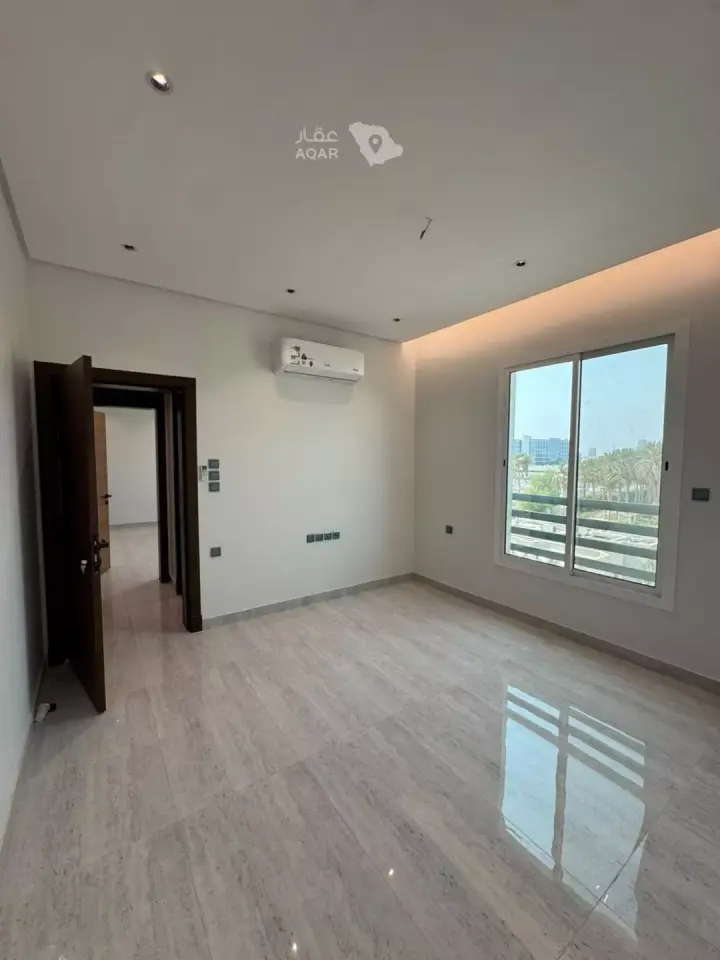 3 bedroom apartment in Mishrifah, Jeddah 10