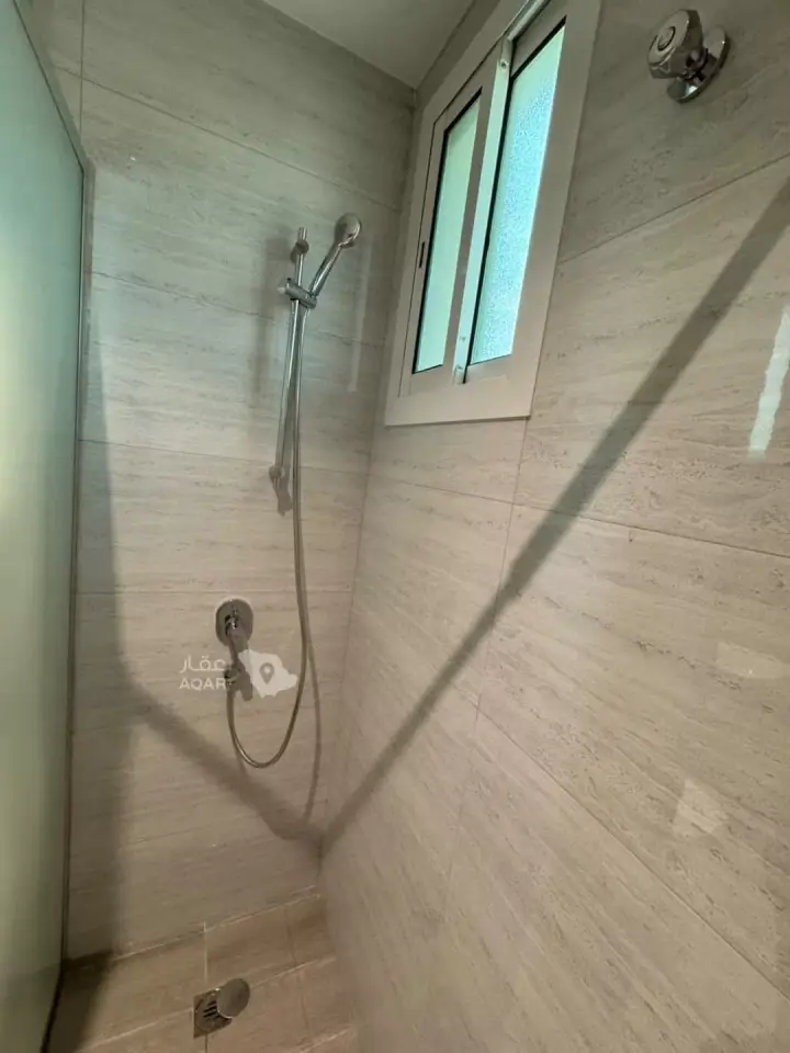 3 bedroom apartment in Mishrifah, Jeddah 12