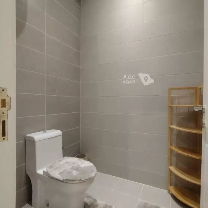 5 bedroom villa in Al Yaqout, Jeddah 6