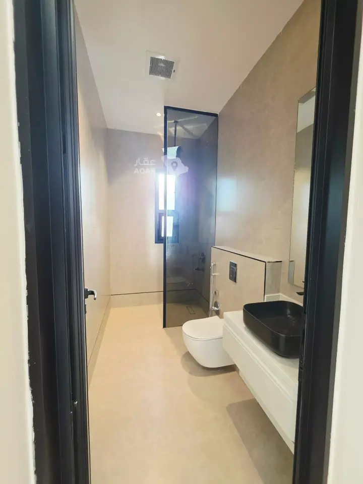 4 bedroom villa in Al Aridh, Riyadh 22