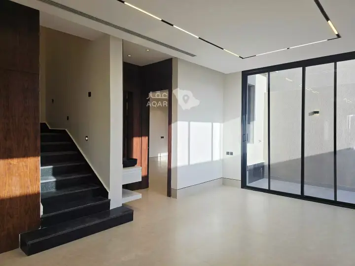 4 bedroom villa in Al Aridh, Riyadh 11