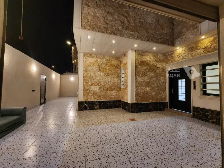 6 bedroom villa in Ad Dar Al Baida, Riyadh 15