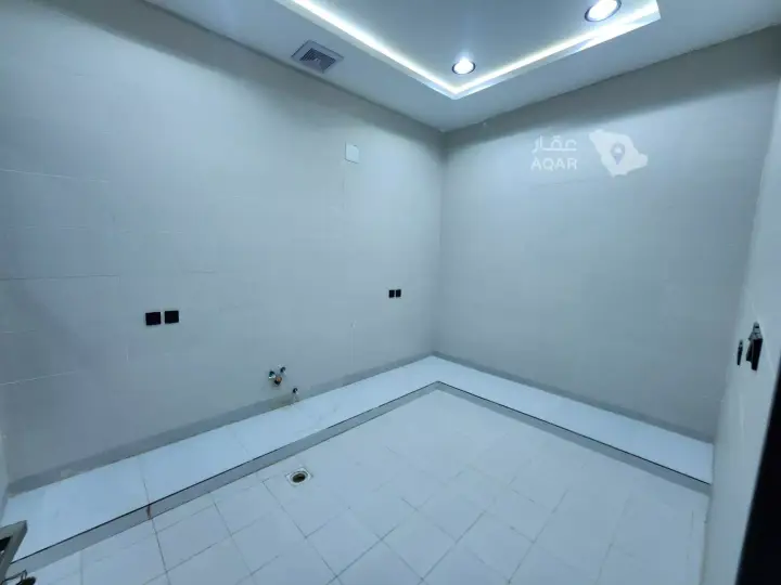 6 bedroom villa in Ad Dar Al Baida, Riyadh 11