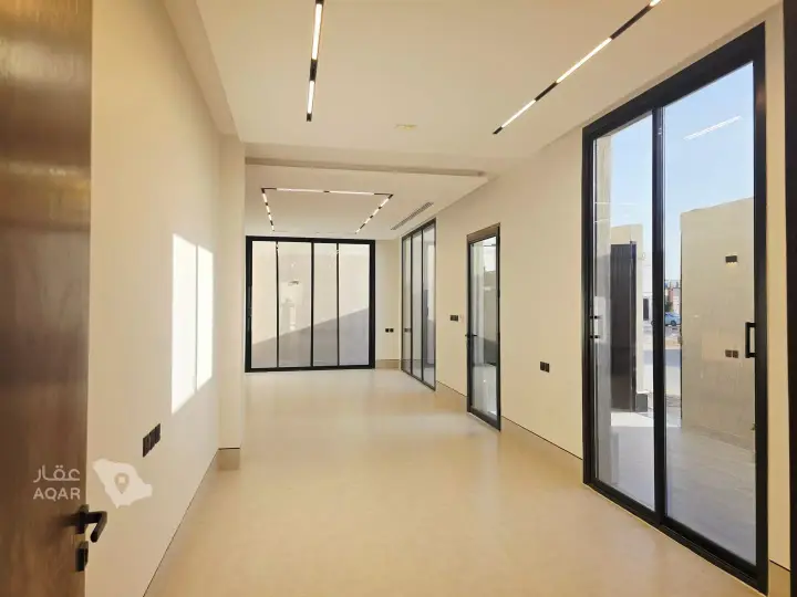 4 bedroom villa in Al Aridh, Riyadh 25