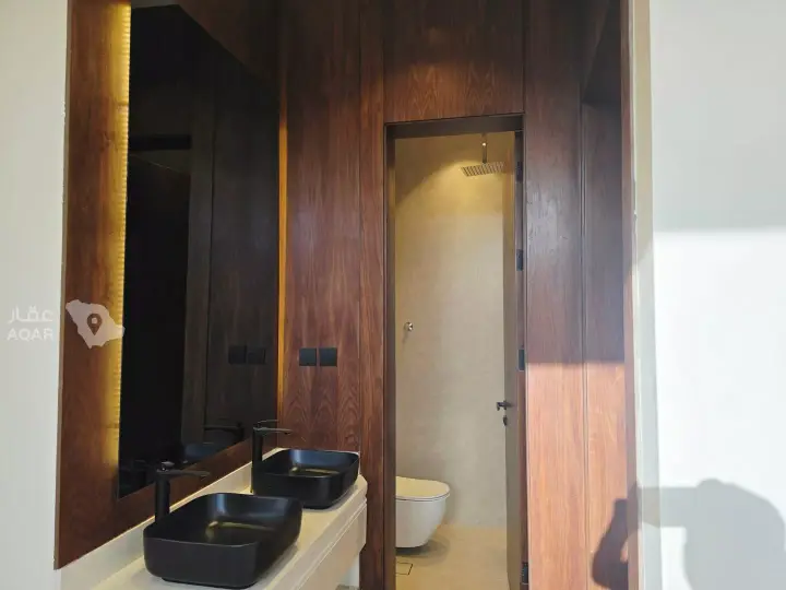 4 bedroom villa in Al Aridh, Riyadh 2