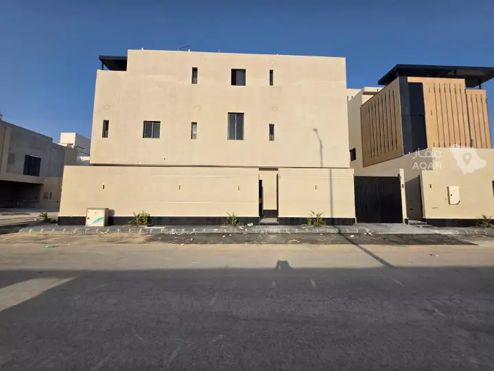 4 bedroom villa in Al Aridh, Riyadh 16