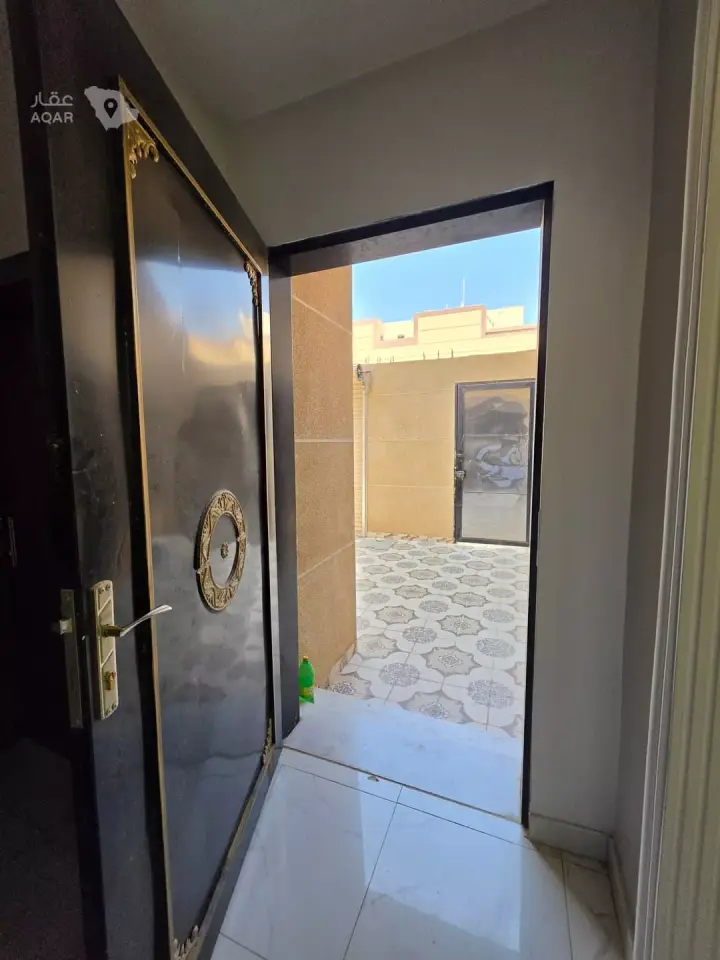 فيلا 5 غرف في العزيزية، الرياض 6
