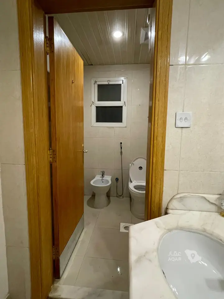 3 bedroom villa in Al Rabwa, Riyadh 8