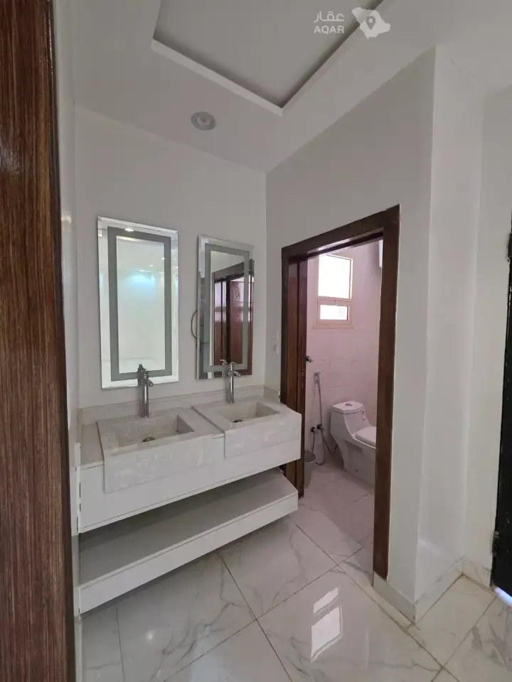 5 bedroom villa in Al Aziziyah, Riyadh 4