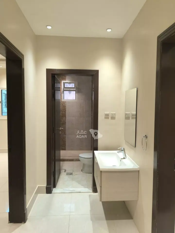 3 bedroom villa in Al Yasmin, Riyadh 8