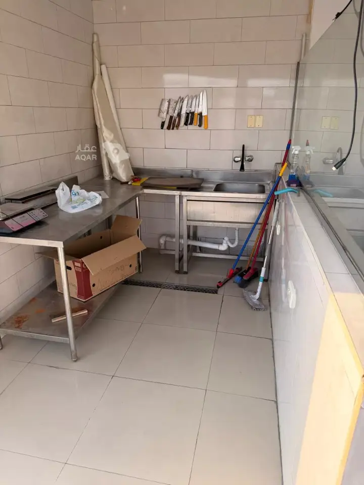 1 bedroom shop in Al Khars, Al Ahsa