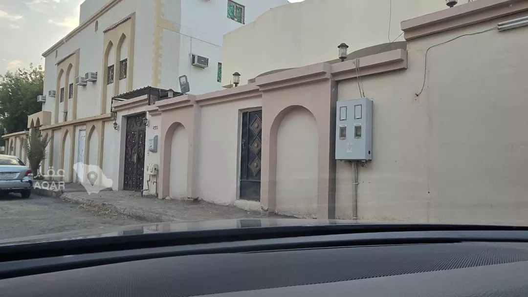 11 bedroom building in Al Mab'outh, Madinah 2