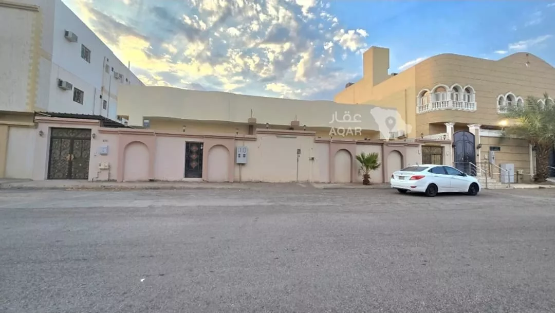 11 bedroom building in Al Mab'outh, Madinah 11