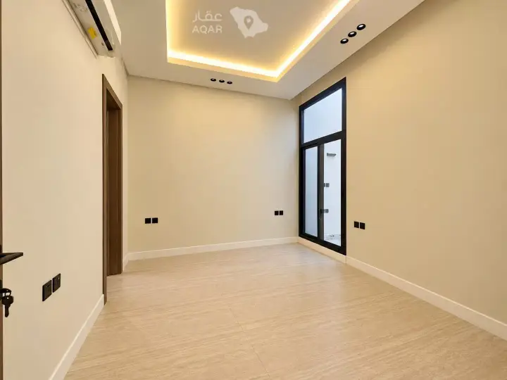 4 bedroom villa in Al Qairawan, Riyadh 6