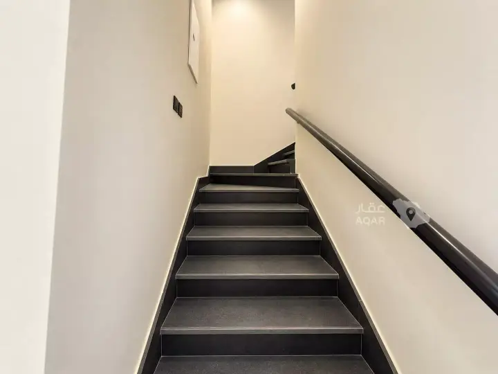 4 bedroom villa in Al Qairawan, Riyadh 5