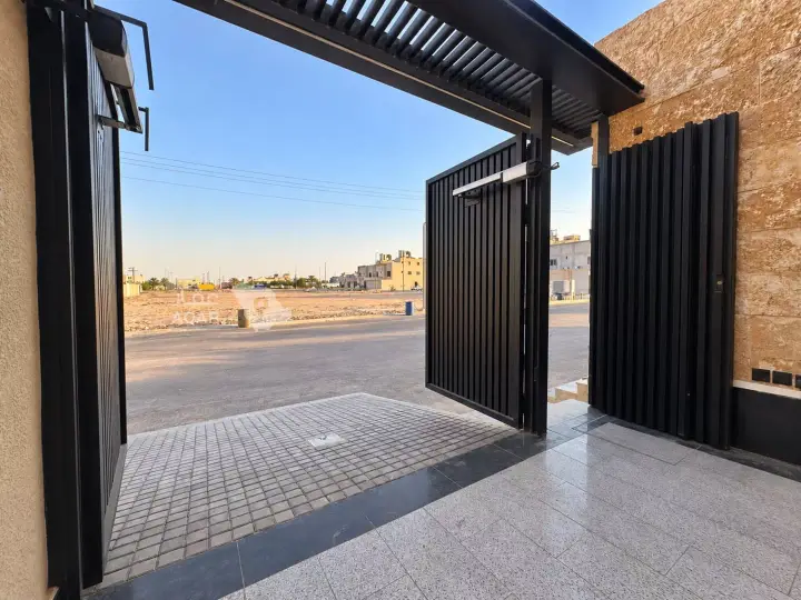 4 bedroom villa in Al Qairawan, Riyadh 2