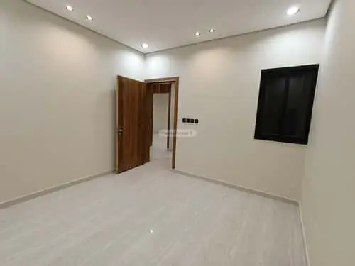4 bedroom apartment in Al Qadisiyah, Riyadh 6
