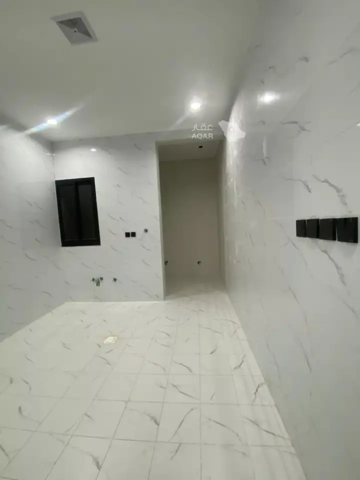 4 bedroom apartment in Al Qadisiyah, Riyadh 7