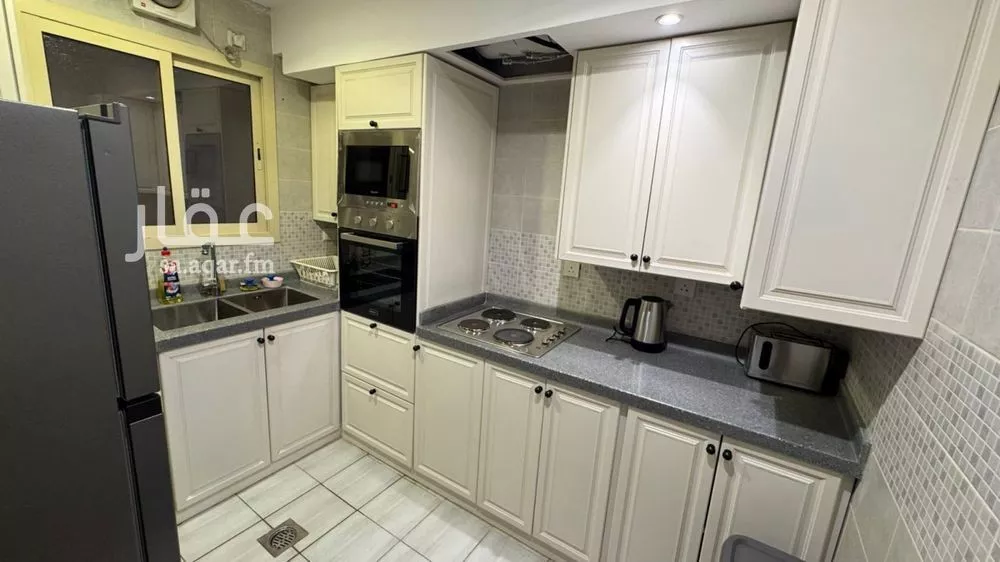 3 bedroom apartment in Al Malqa 4
