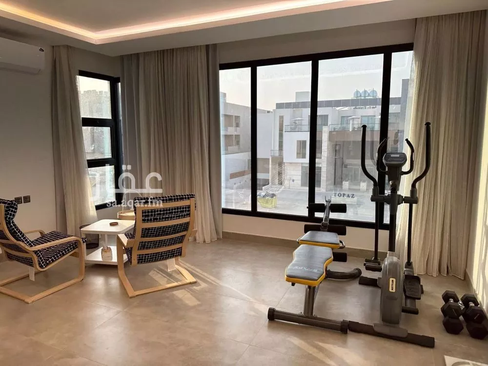 3 bedroom apartment in Al Malqa 5