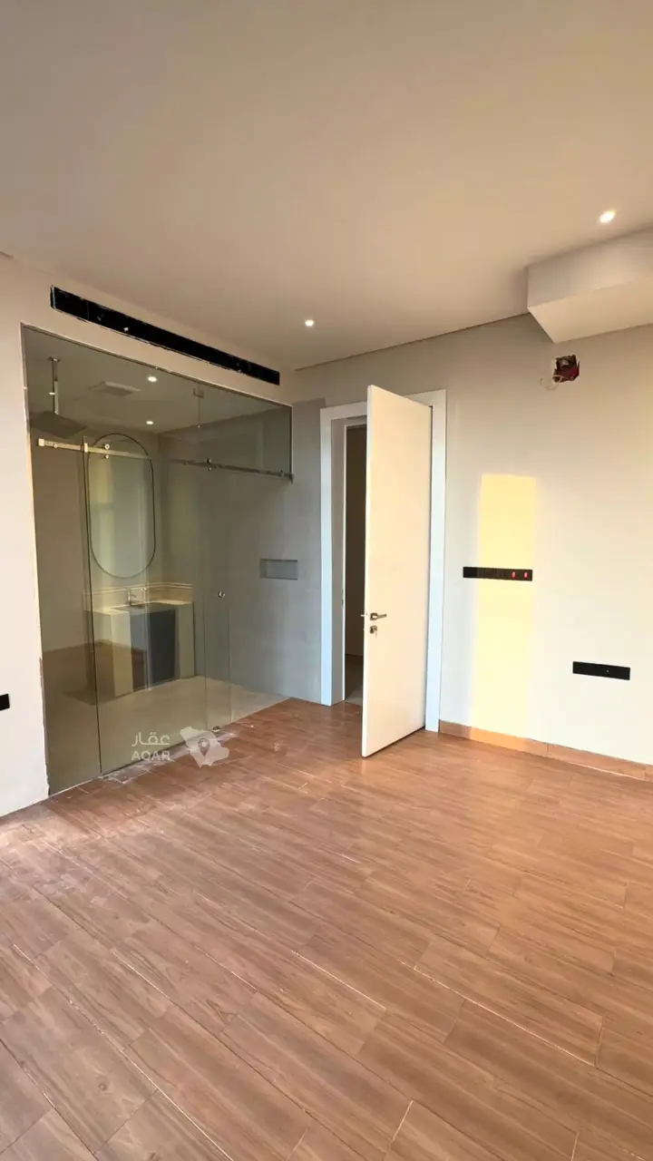 4 bedroom villa in Al Mahdiyyah, Riyadh 9