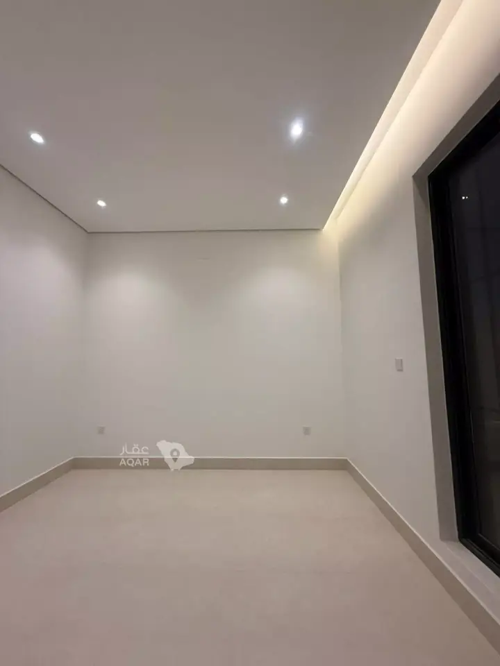 4 bedroom villa in Al Mahdiyyah, Riyadh 18