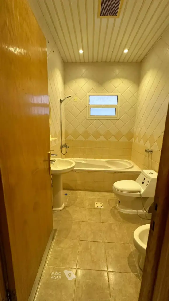 villa in Al Rabwa, Riyadh 8