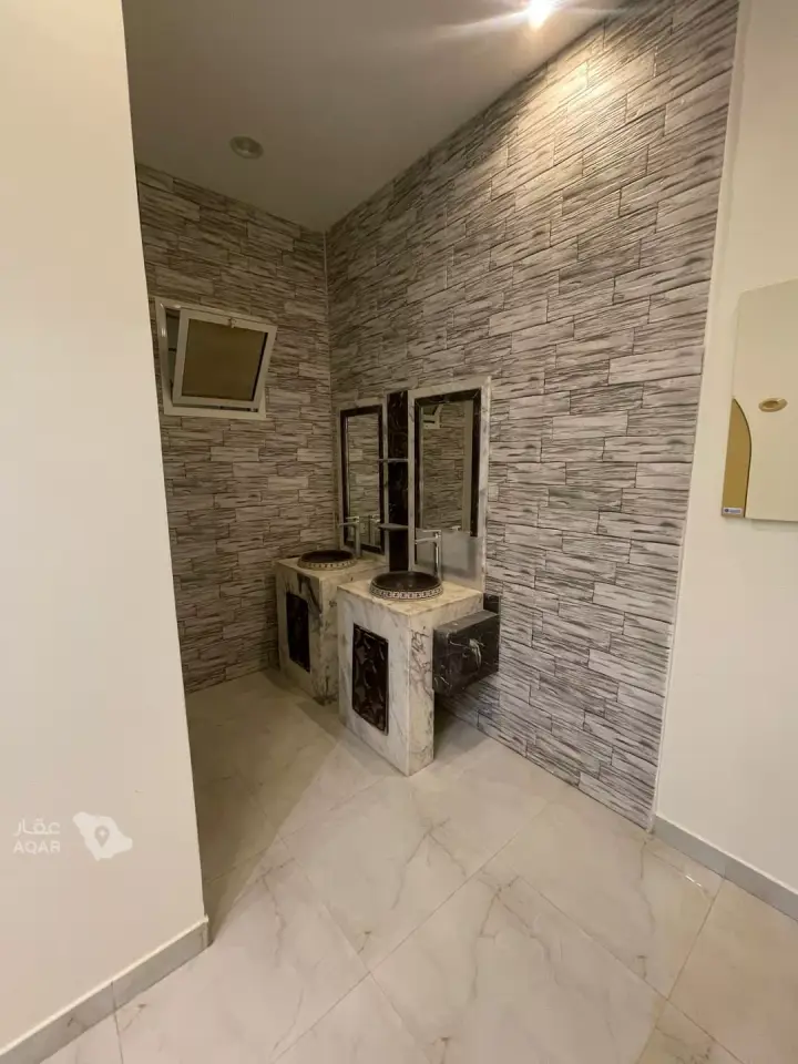 4 bedroom villa in Al Qadisiyah, Riyadh 5