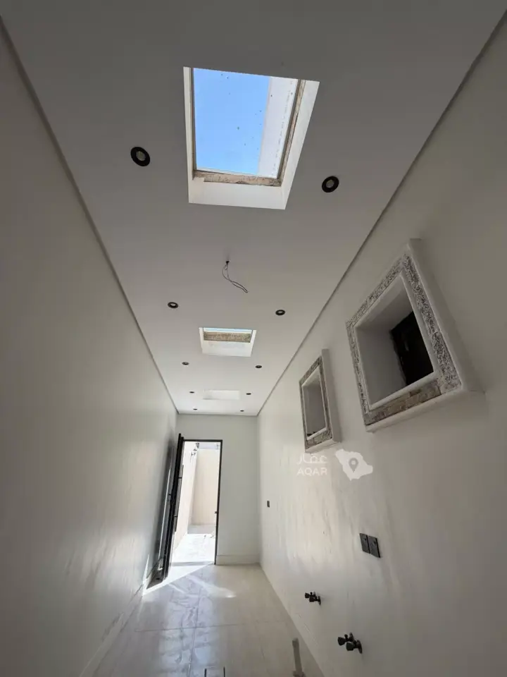 3 bedroom villa in Tuwaiq, Riyadh 10