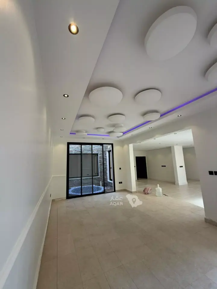 3 bedroom villa in Tuwaiq, Riyadh 14