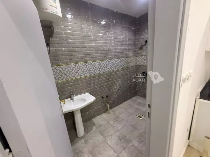 12 bedroom building in Al Munsiyah, Riyadh 9
