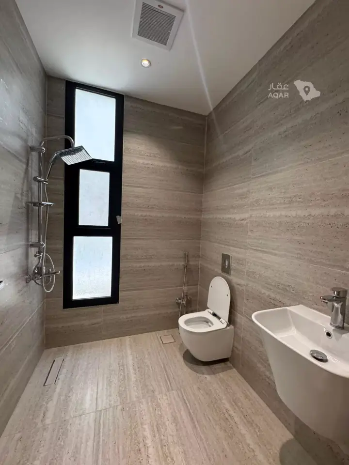 5 bedroom villa in Al Bahr, Eastern Province 10