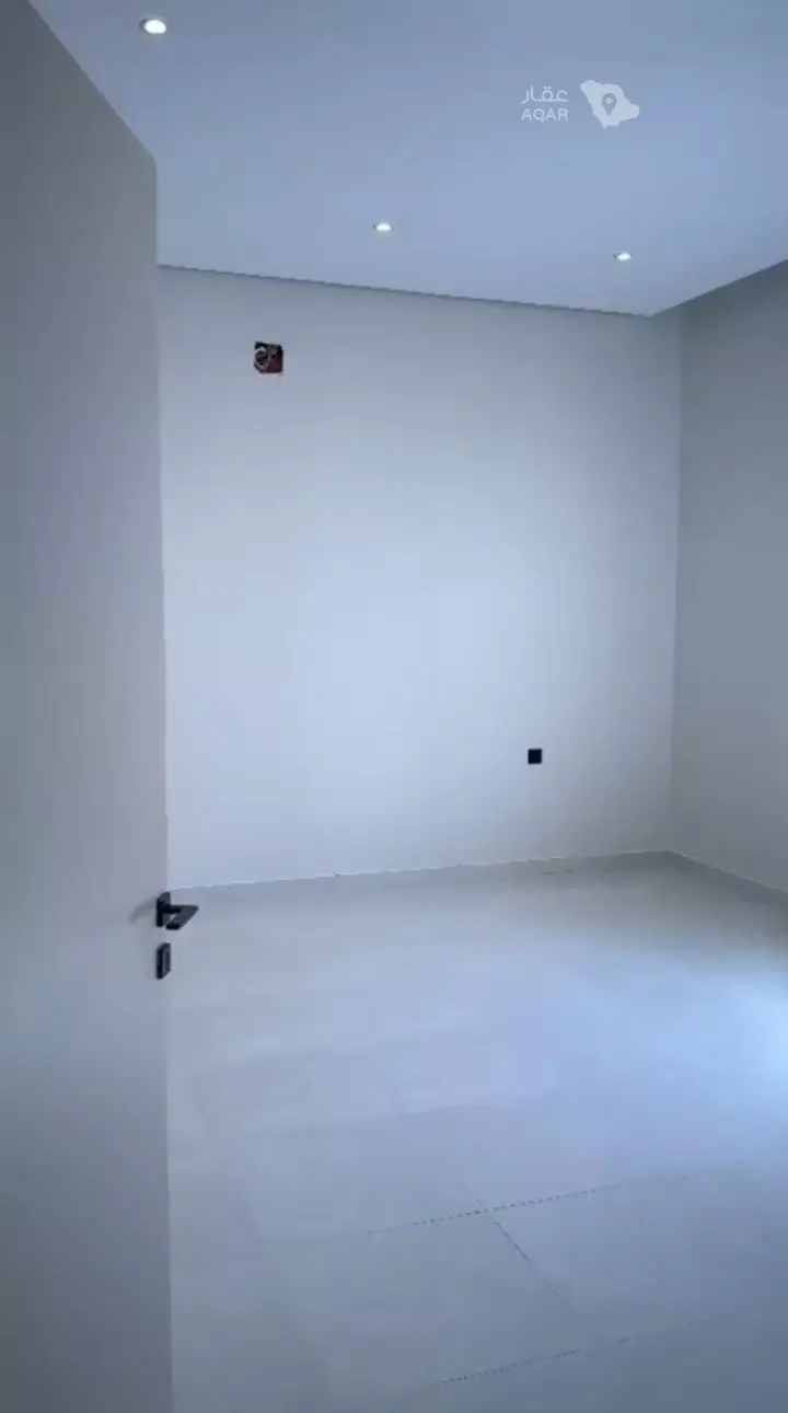 3 bedroom apartment in Al Mahdiyyah, Riyadh 3